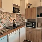 Apartman Yci 66, Appt 2 Etoiles *