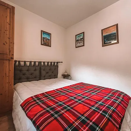 Yci 66, Appt 2 Etoiles Apartman *